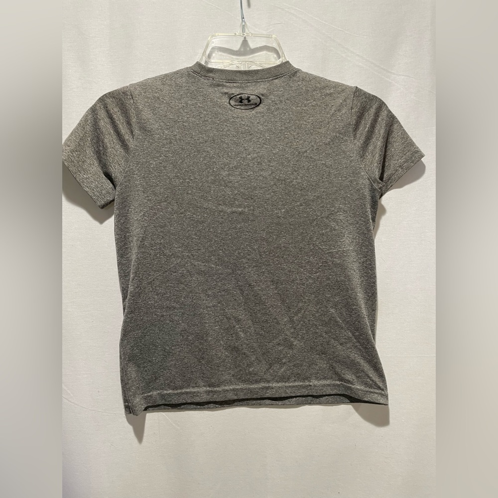 Youth Small Under Amour Tee